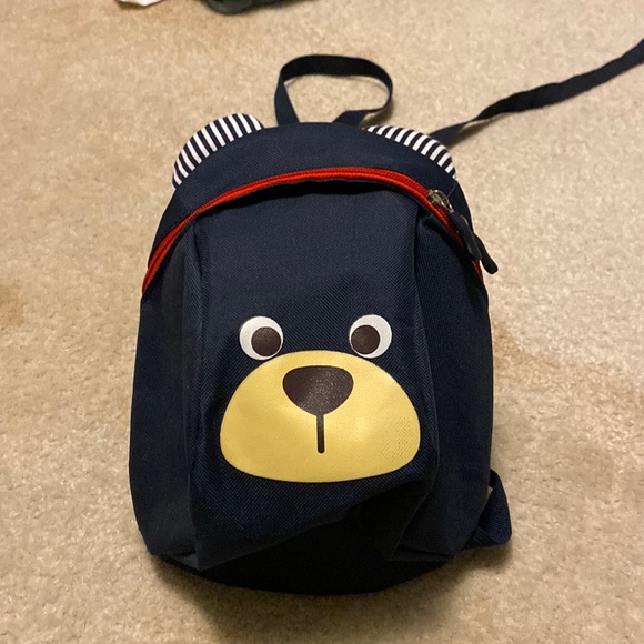 Kid’s bear backpack - Picture 1 of 5